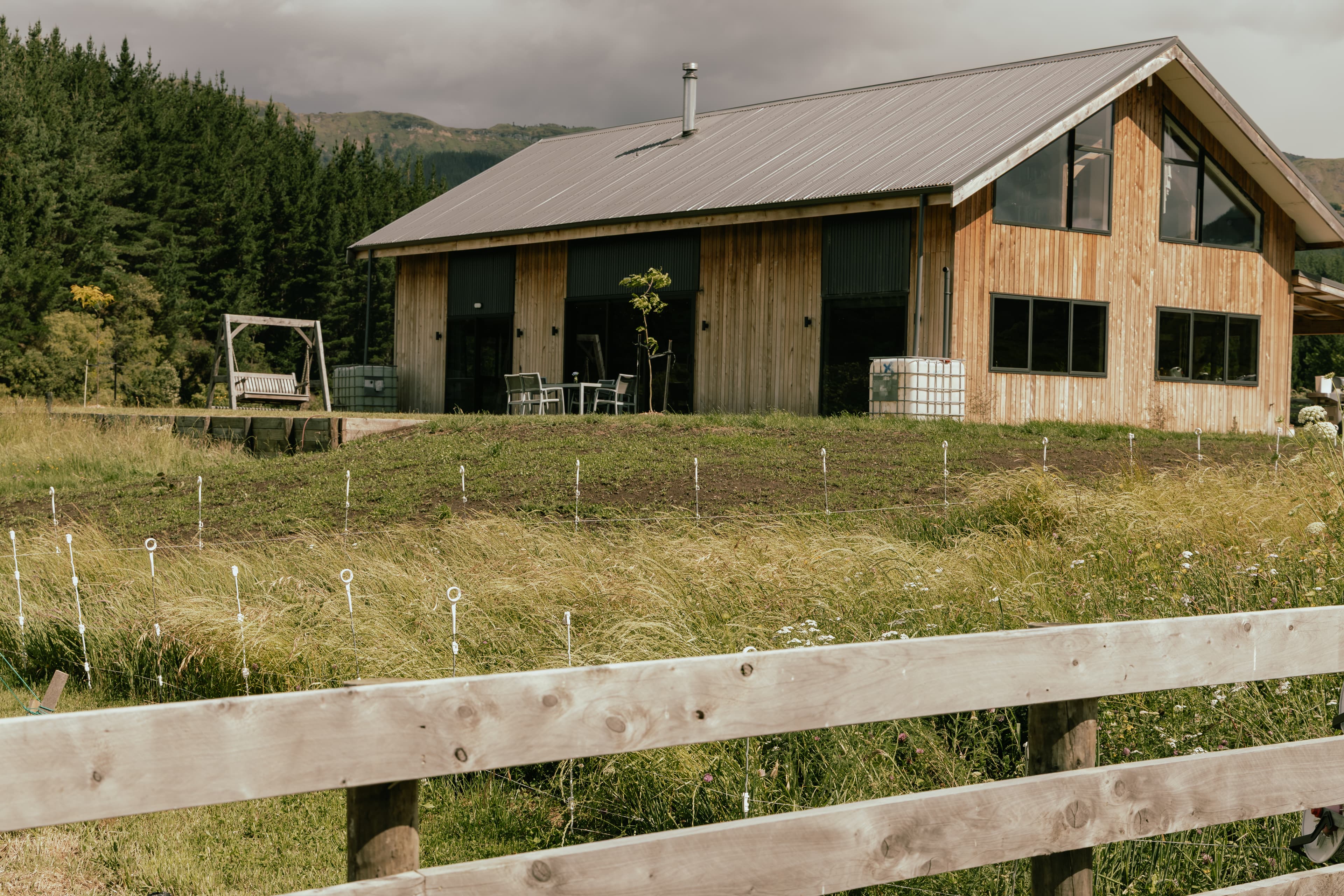 Energy efficient 2-storey barn home